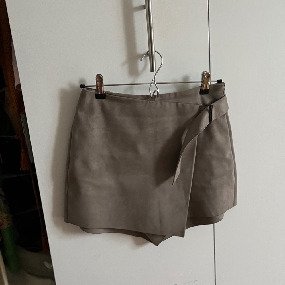 Zara skort